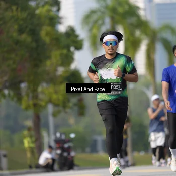 Runner Photo 6481928