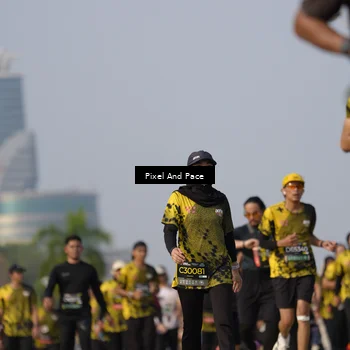 Runner Photo 6481983