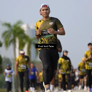 Runner Photo 6481999