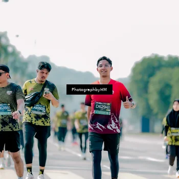 Runner Photo 6482049