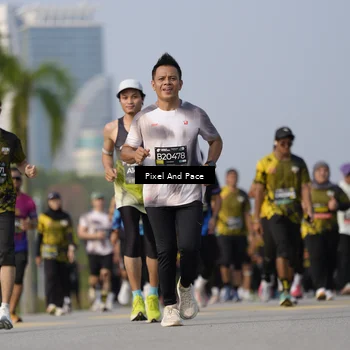 Runner Photo 6482068