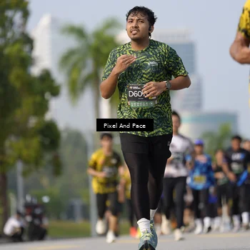 Runner Photo 6482091