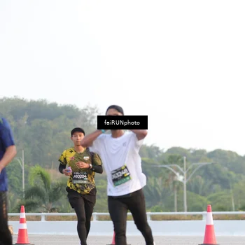 Runner Photo 6482109