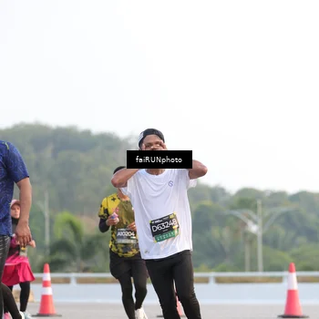 Runner Photo 6482110