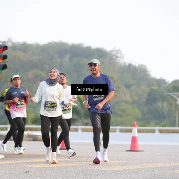 Runner Photo 6482129