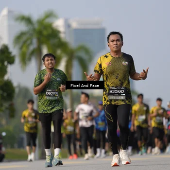 Runner Photo 6482144