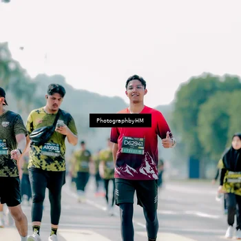 Runner Photo 6482196