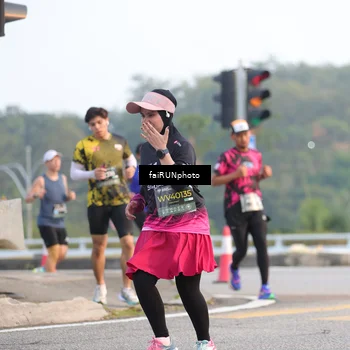 Runner Photo 6482270