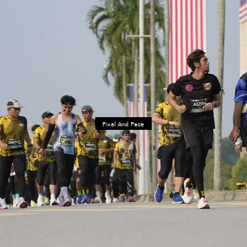 Runner Photo 6482290