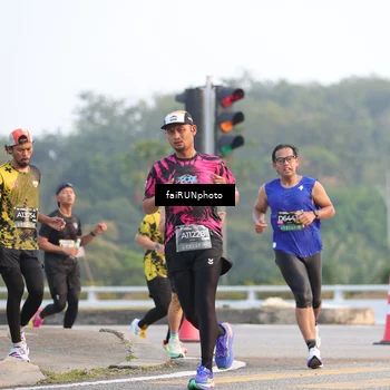 Runner Photo 6482295