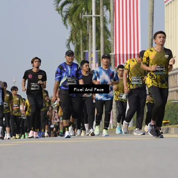 Runner Photo 6482309