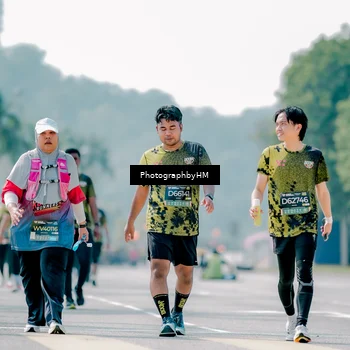 Runner Photo 6482312