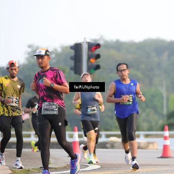 Runner Photo 6482331