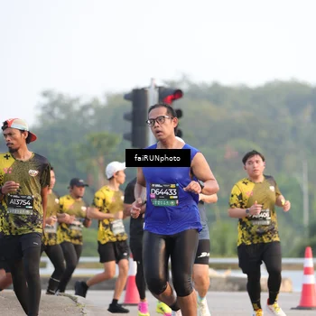 Runner Photo 6482333