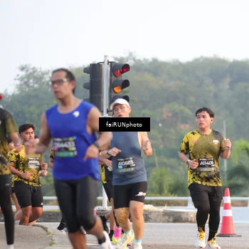 Runner Photo 6482355