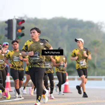 Runner Photo 6482389