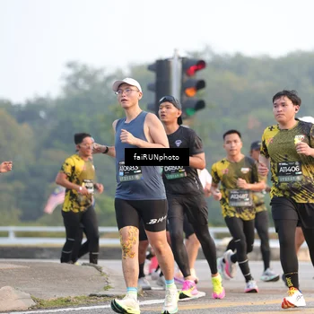 Runner Photo 6482394