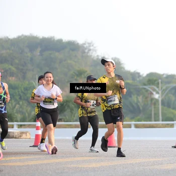 Runner Photo 6482415