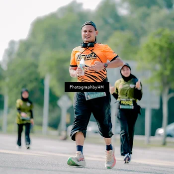 Runner Photo 6482436