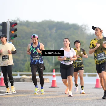 Runner Photo 6482445