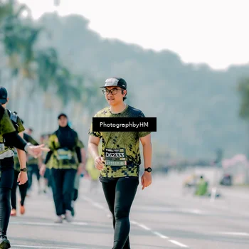 Runner Photo 6482475