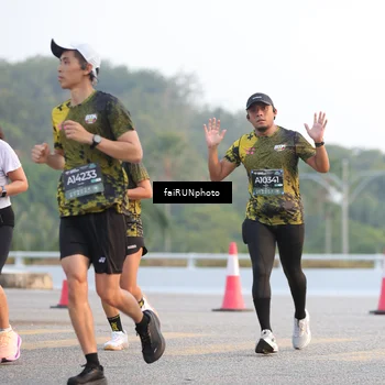 Runner Photo 6482495