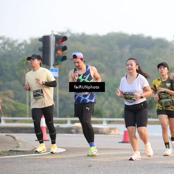 Runner Photo 6482499