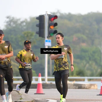 Runner Photo 6482590