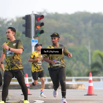 Runner Photo 6482595