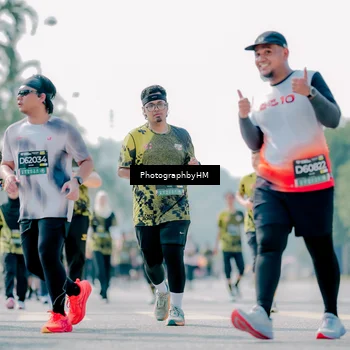Runner Photo 6482678