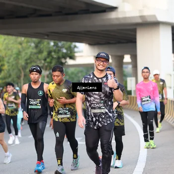 Runner Photo 6482717