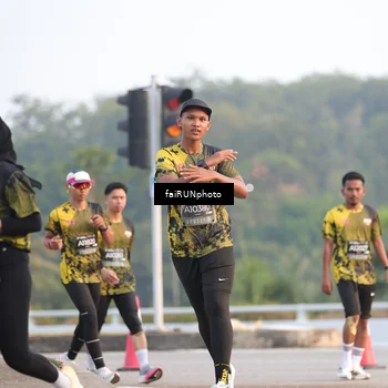 Runner Photo 6482776