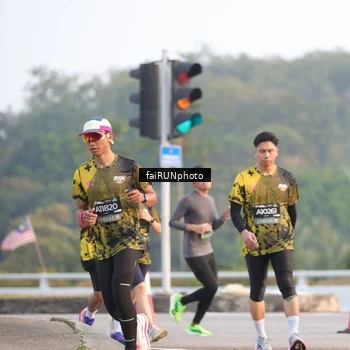 Runner Photo 6482849