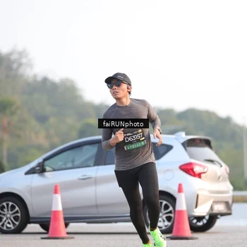 Runner Photo 6482895