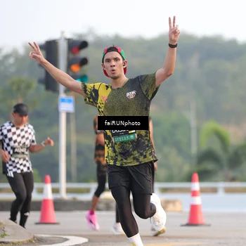 Runner Photo 6482983