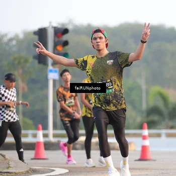 Runner Photo 6482987
