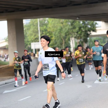 Runner Photo 6483056