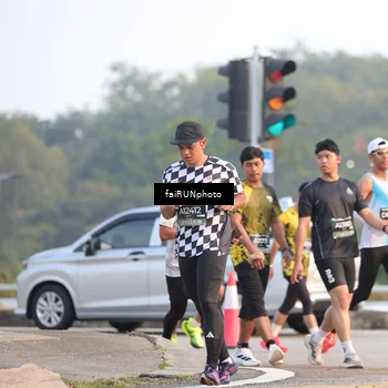 Runner Photo 6483057