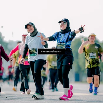 Runner Photo 6483069
