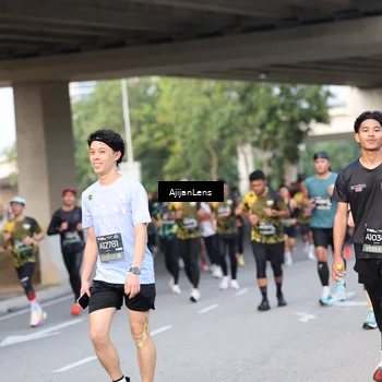 Runner Photo 6483073