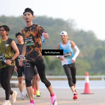 Runner Photo 6483088