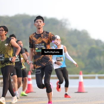 Runner Photo 6483093