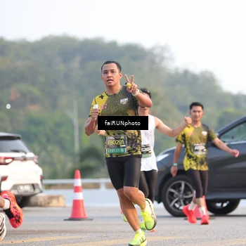 Runner Photo 6483144