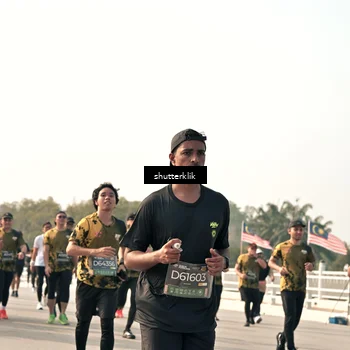 Runner Photo 6483158