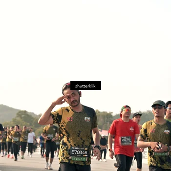 Runner Photo 6483166