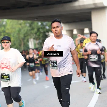 Runner Photo 6483171