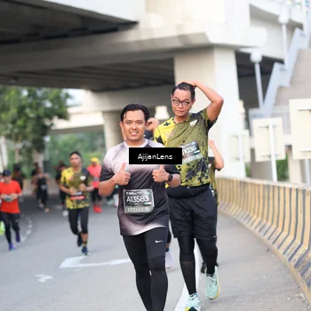 Runner Photo 6483174