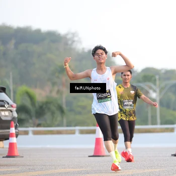 Runner Photo 6483182