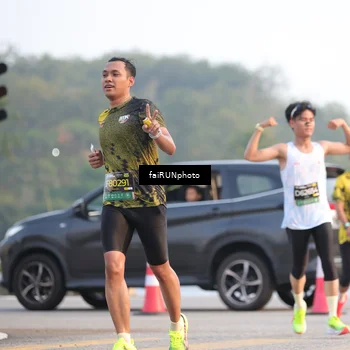 Runner Photo 6483183