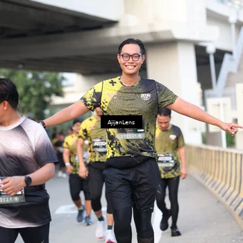 Runner Photo 6483211